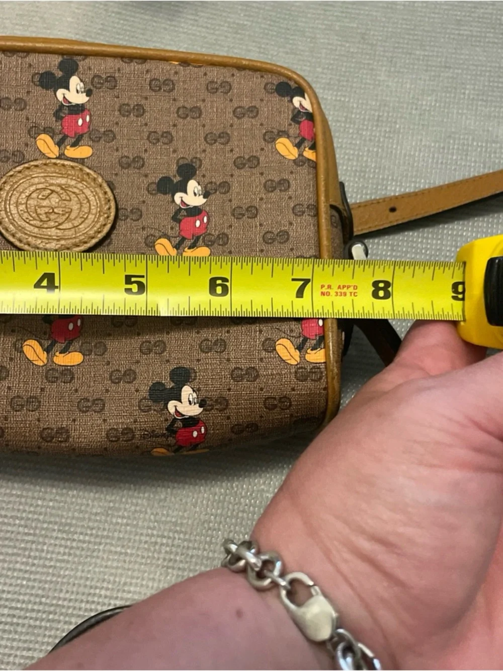 Gucci X Disney Mickey Mouse Crossbody Bag Authentic GG Coated Canvas Preowned - Picture 10 of 11